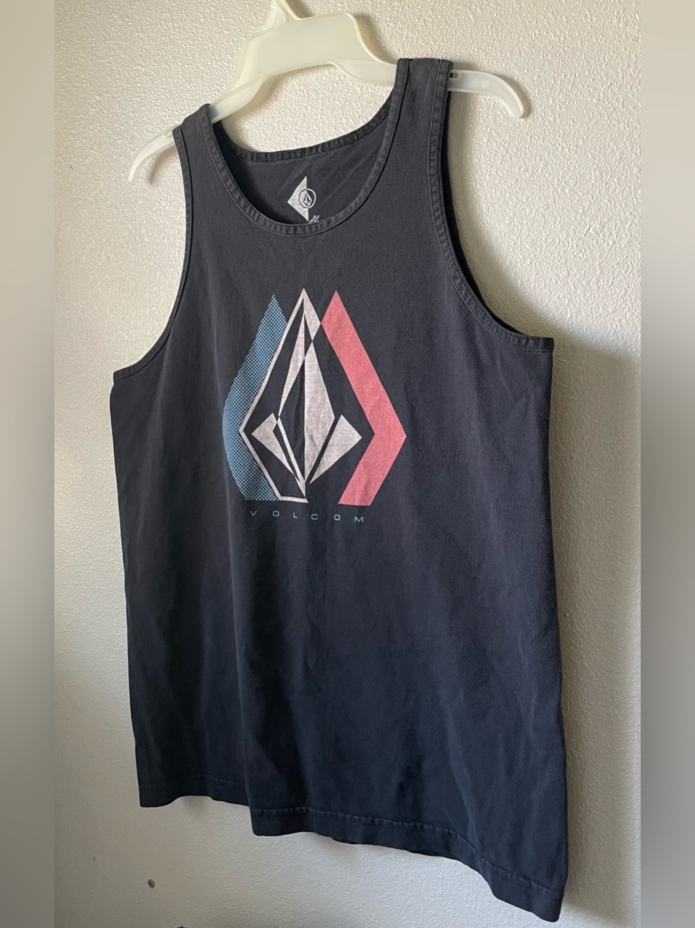 Volcom Tank Top - Picture 3 of 5